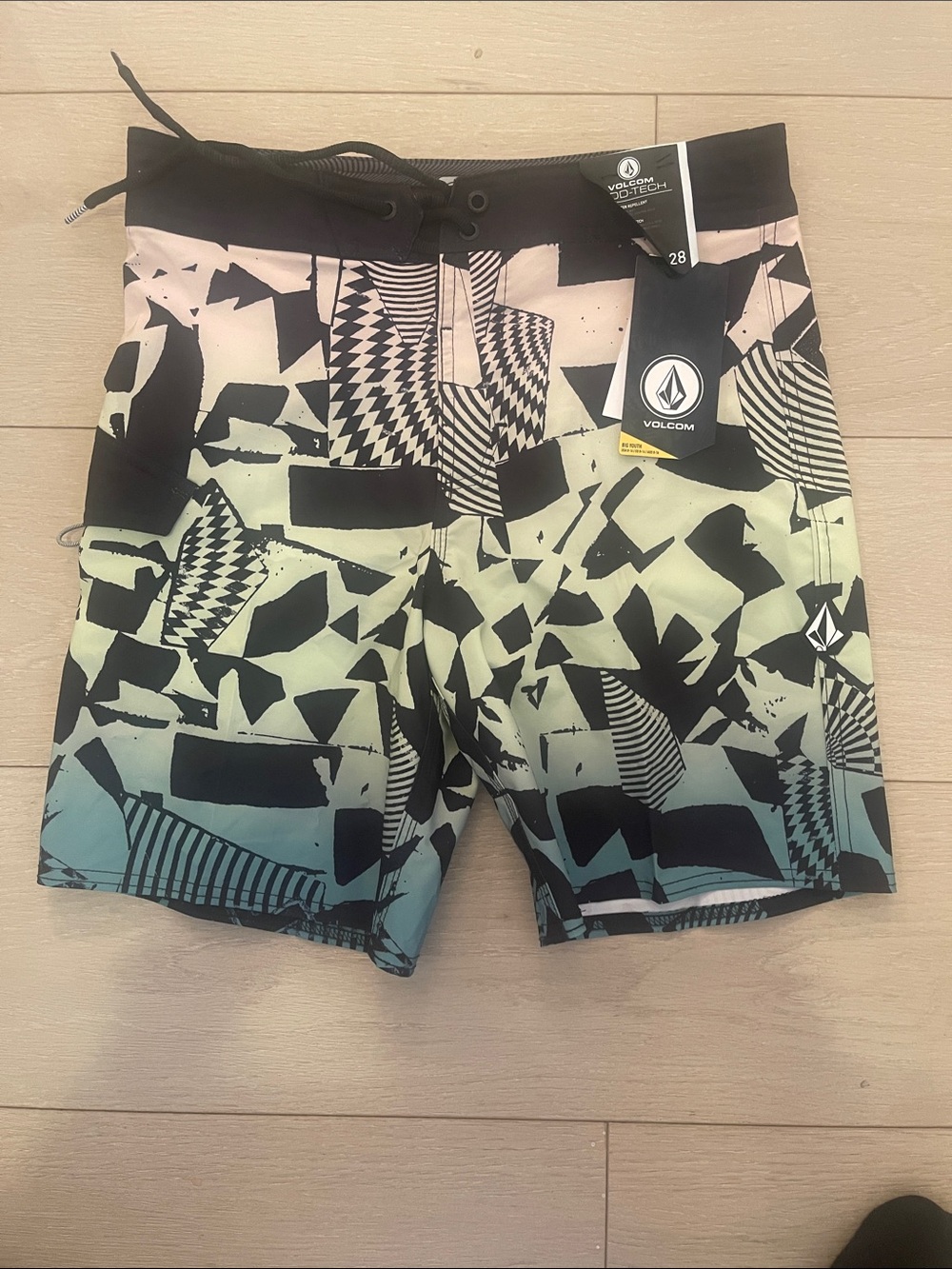 Volcom Men’s Black Aqua Gradient Geo Hybrid Shorts
